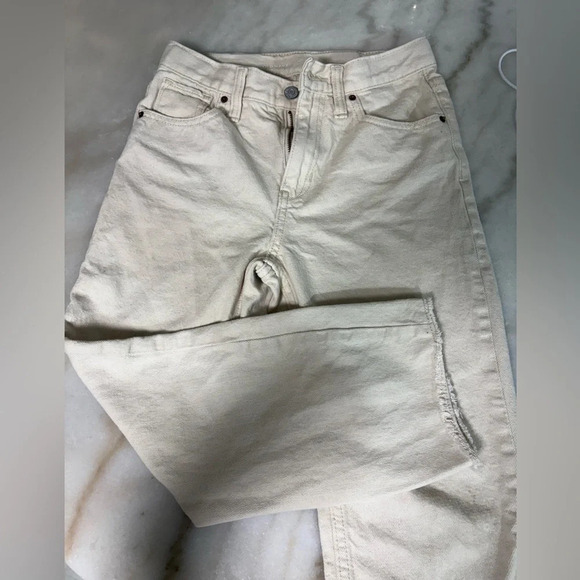 OLD NAVY High-Waisted Built-In Tough Flare Jeans Size10 - Picture 1 of 7